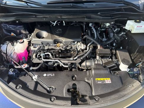 Used 2025 Toyota Sienna LE FWD image 22