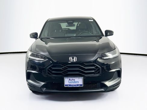 Used 2023 Honda HR-V Sport image 2