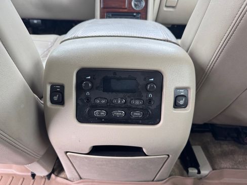 Used 2003 Cadillac Escalade AWD image 34