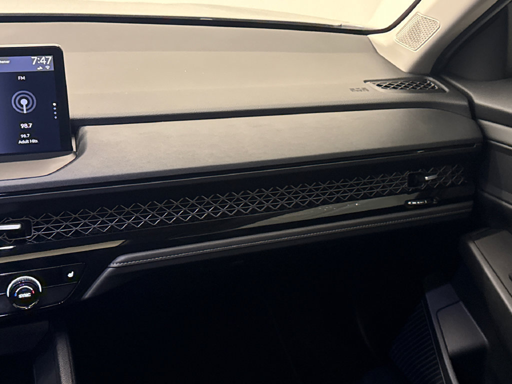 Used 2025 Honda Accord EX-L image 15