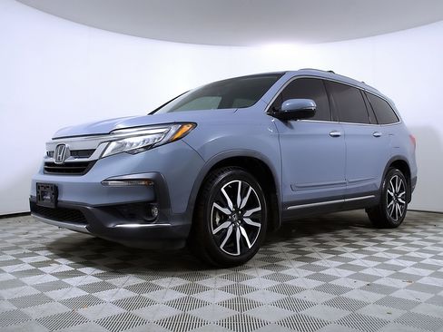 Used 2022 Honda Pilot Touring image 2