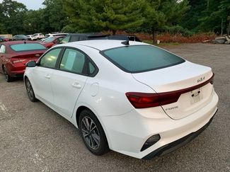 Used 2023 Kia Forte LXS FWD video 2