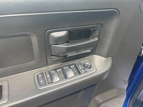 Used 2019 RAM 1500 Express w/ Express Value Package AWD/4WD image 21