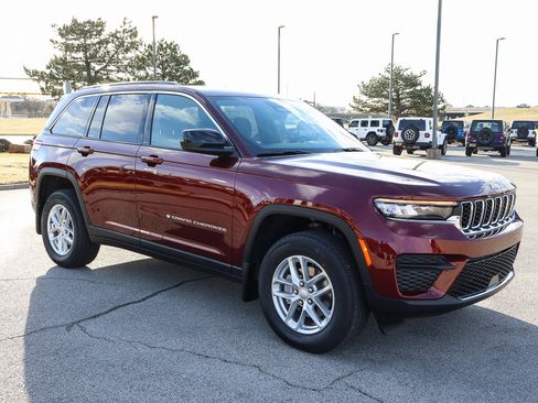 New 2026 Jeep Grand Cherokee Laredo X image 4