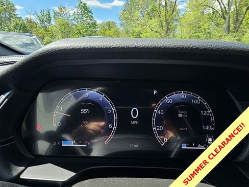 New 2025 Jeep Grand Cherokee L Altitude image 9