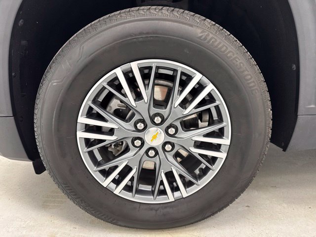 Used 2024 Chevrolet Traverse LS w/ LPO, Floor Liner Package FWD image 39