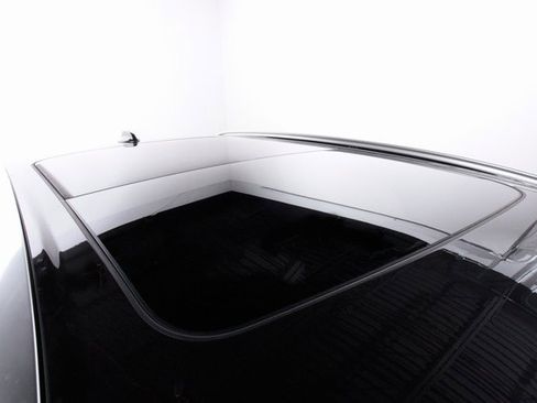 Used 2022 Volvo XC60 T8 Inscription Expression image 37