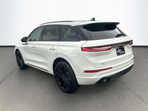 Used 2023 Lincoln Corsair Reserve w/ Equipment Group 201A FWD image 5