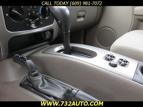 Used 2006 Jeep Liberty Renegade image 13