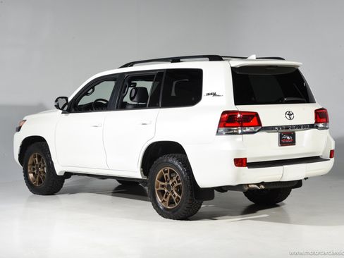 Used 2021 Toyota Land Cruiser Heritage Edition AWD/4WD image 4