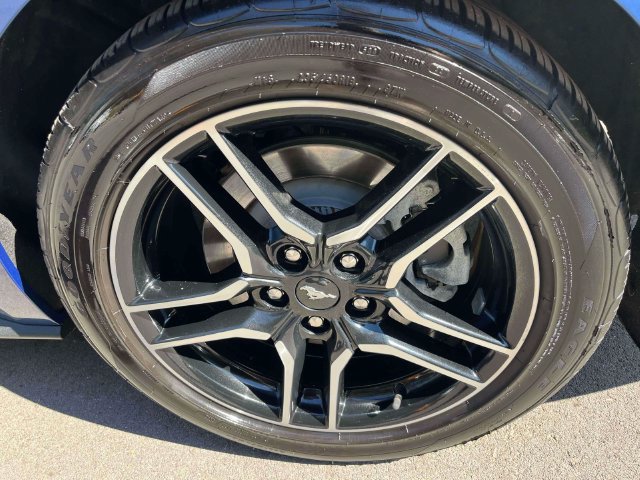 Certified 2022 Ford Mustang GT RWD image 11
