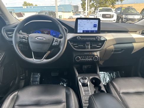 Used 2022 Ford Escape SEL w/ Technology Package image 13