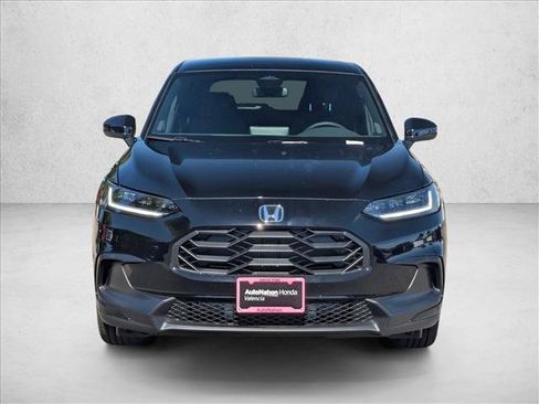 Used 2027 Honda HR-V Sport image 2