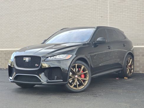Used 2020 Jaguar F-PACE SVR image 1