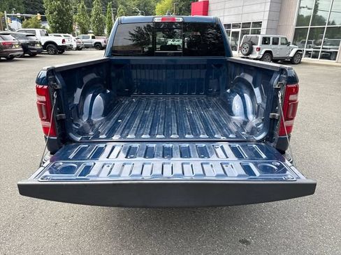 Used 2023 RAM 1500 Laramie AWD/4WD image 12