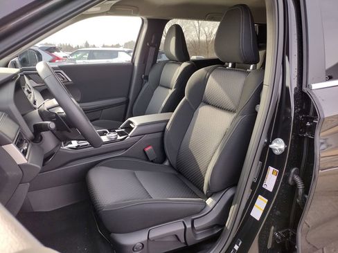 New 2026 Mitsubishi Outlander ES image 7