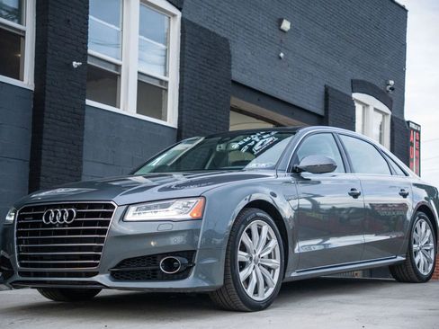 Used 2018 Audi A8 L 4.0T image 4