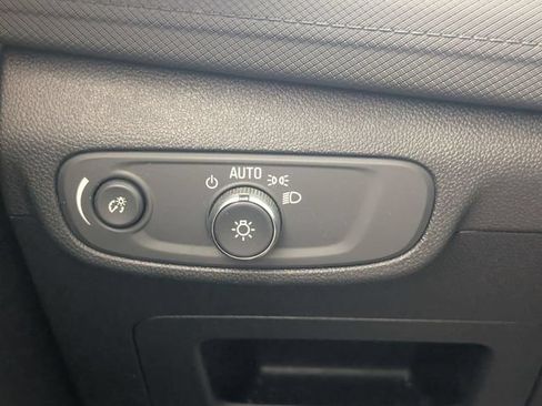 Certified 2025 Chevrolet TrailBlazer LT w/ Convenience Package AWD/4WD image 14