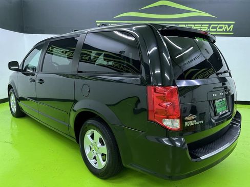 Used 2012 Dodge Grand Caravan SXT w/ Entertainment Group 1 FWD image 7
