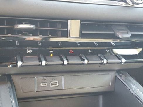 New 2026 GMC Canyon Elevation AWD/4WD image 25