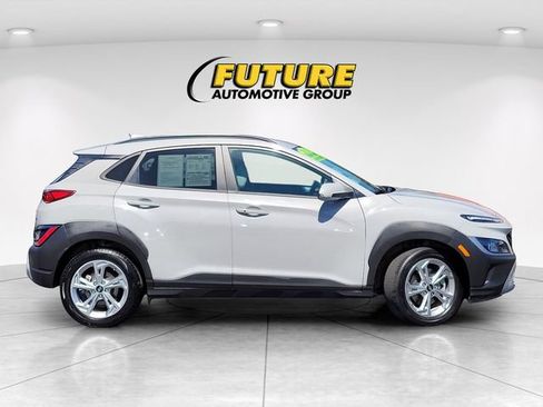 Used 2023 Hyundai Kona SEL AWD/4WD image 9