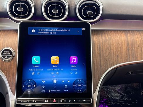 Used 2026 Mercedes-Benz GLC 300 4MATIC image 12