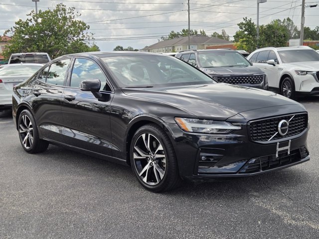 Used 2024 Volvo S60 B5 Core FWD image 4