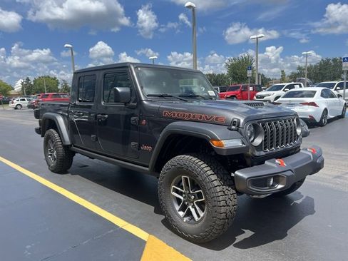 New 2025 Jeep Gladiator Mojave w/ Convenience Group image 3