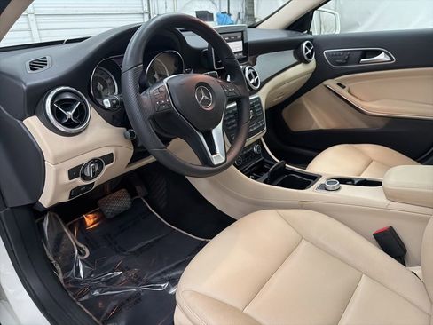Certified 2015 Mercedes-Benz GLA 250 4MATIC image 12