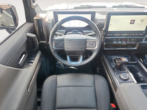 Used 2025 GMC Hummer EV 2X AWD/4WD image 10