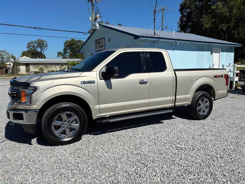 Used 2018 Ford F150 XLT w/ Equipment Group 302A Luxury AWD/4WD image 2