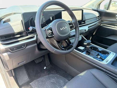 New 2026 Kia Carnival SX Prestige FWD image 21