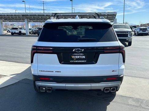 New 2026 Chevrolet Traverse Z71 w/ Enhanced Driving Package AWD/4WD image 23
