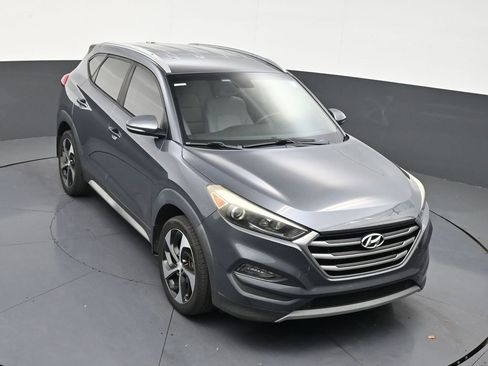 Used 2018 Hyundai Tucson Sport image 17