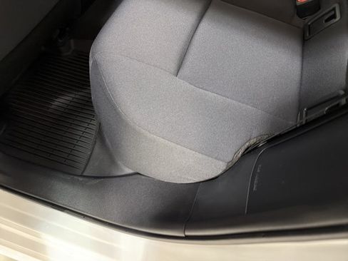 Used 2026 Toyota Corolla LE FWD image 22