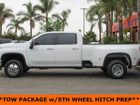 Used 2023 Chevrolet Silverado 3500 LTZ w/ LTZ Convenience Package image 5