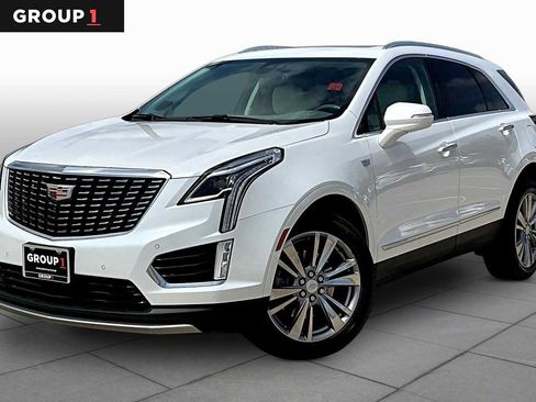 Used 2024 Cadillac XT5 Premium Luxury image 1