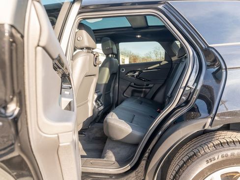 Certified 2025 Land Rover Range Rover Evoque S image 34