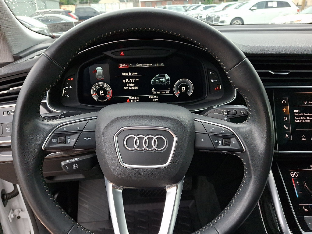 Used 2019 Audi Q8 Premium Plus w/ Premium Plus AWD/4WD image 21