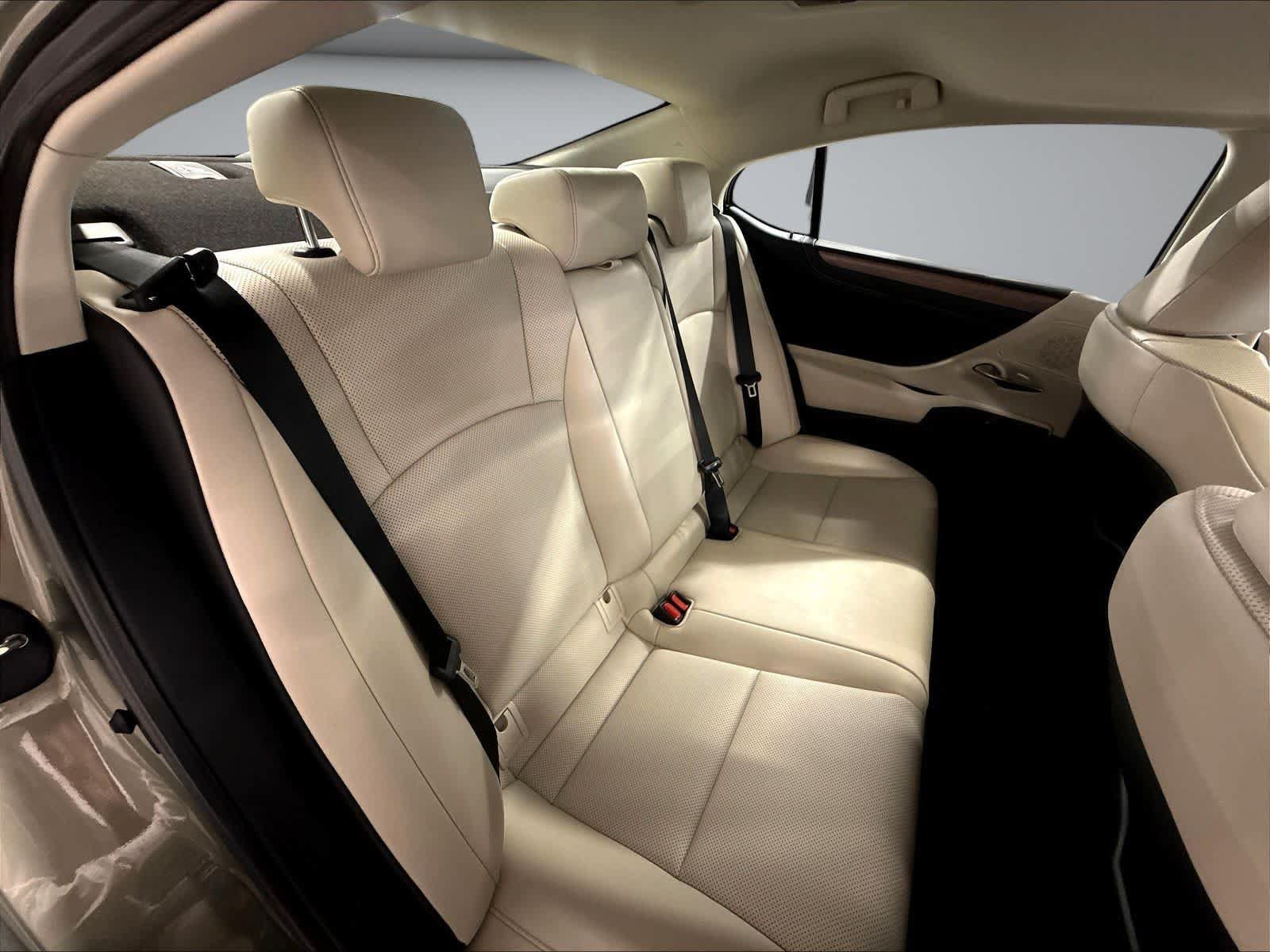 Used 2025 Lexus ES 350 w/ Premium Package FWD image 27