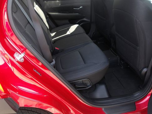 Certified 2023 Hyundai Tucson SE AWD/4WD image 11