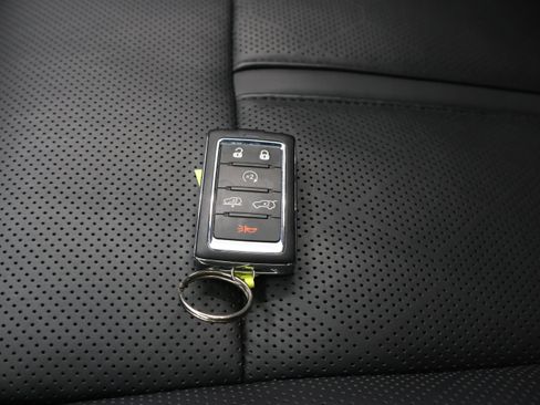 Used 2022 Jeep Grand Wagoneer Series II AWD/4WD image 72