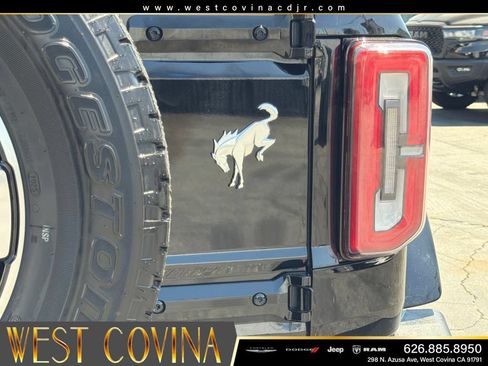 Used 2025 Ford Bronco Outer Banks AWD/4WD image 15