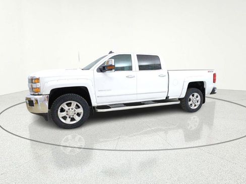 Used 2017 Chevrolet Silverado 2500 LTZ w/ LTZ Plus Package AWD/4WD image 4