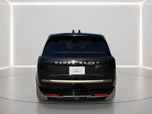 New 2026 Land Rover Range Rover Long Wheelbase SE AWD/4WD image 4