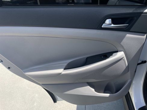 Used 2021 Hyundai Tucson Value FWD image 19