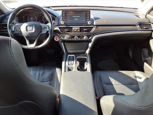 Used 2020 Honda Accord Touring image 13