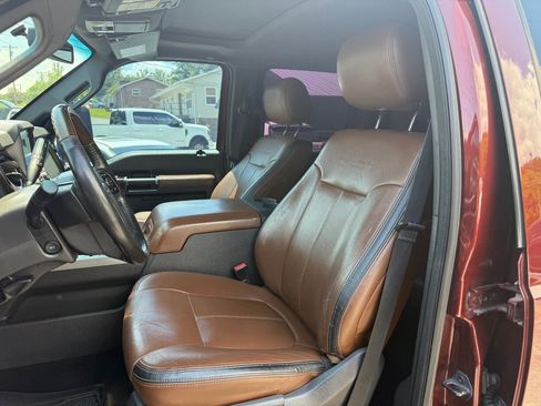 Used 2015 Ford F250 Platinum w/ FX4 Off-Road Package AWD/4WD image 34