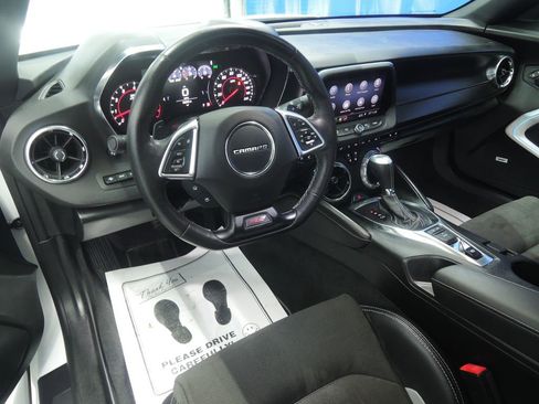 Used 2019 Chevrolet Camaro SS w/ LPO, Ground Effects Package RWD image 6