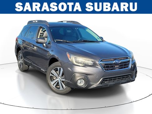 Used 2018 Subaru Outback 2.5i Limited image 1